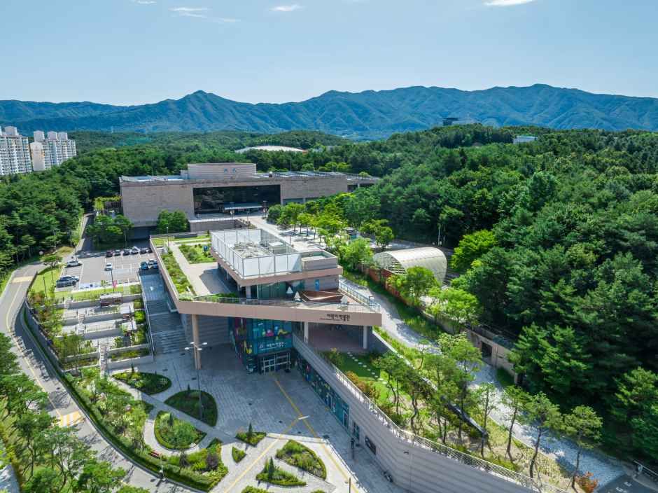 Chuncheon — Soyang Lake & the dakgalbi street